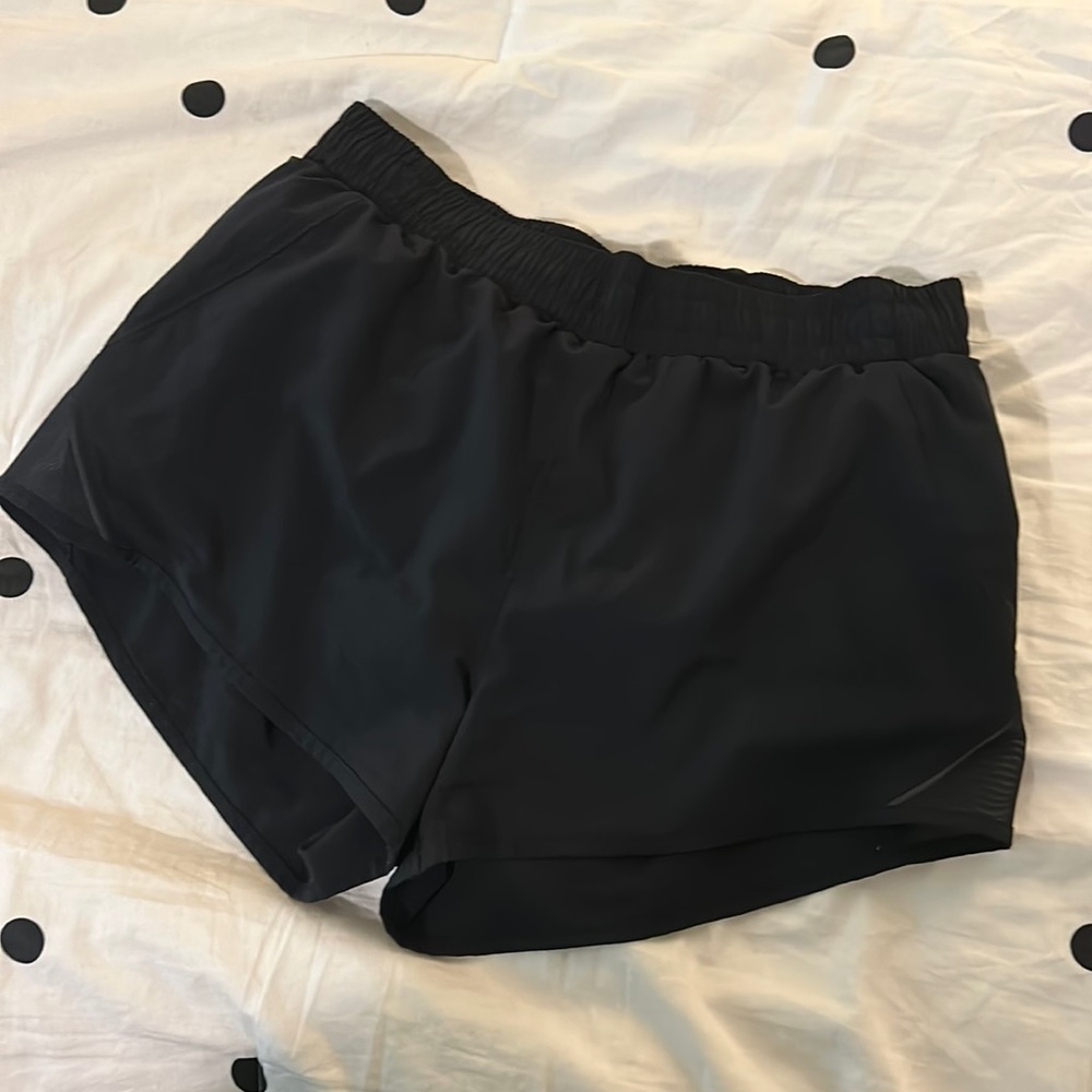 All in motion shorts